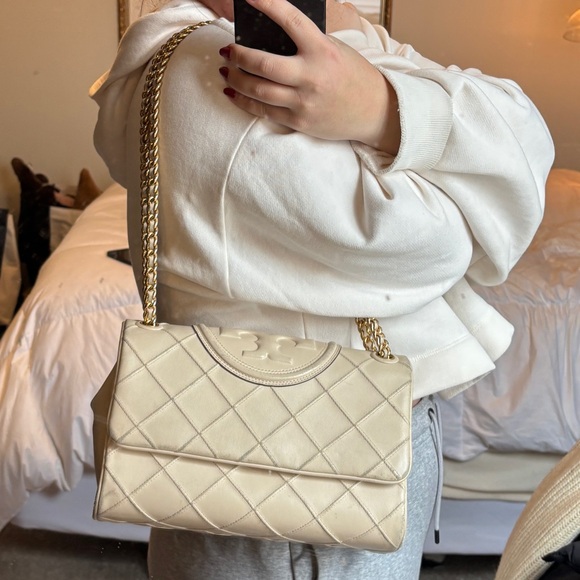 Tory Burch Fleming Used Soft Flap Fleming Bag in New Cream w/ Dust Bag Included - Picture 2 of 12